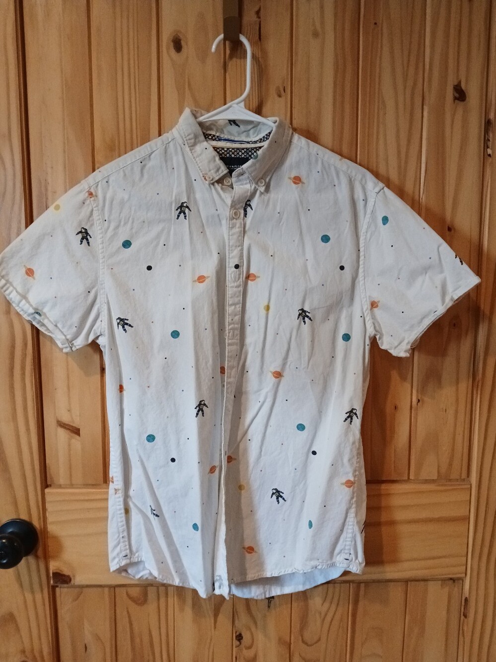 Denim & Flower White Short-Sleeve Button-Up Shirt with Planet & Astronaut Print